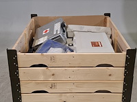 Transportkisten en bhv oefen materieel