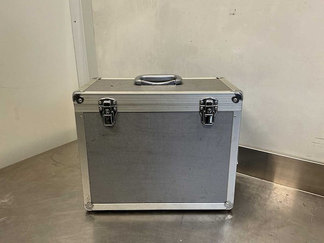 Transportkoffer voor beamer - afbeelding 1 van  3