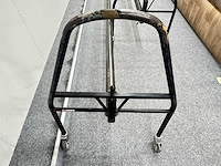 Transportmiddel voor rollen vloerbedekking (2x) - afbeelding 2 van  4