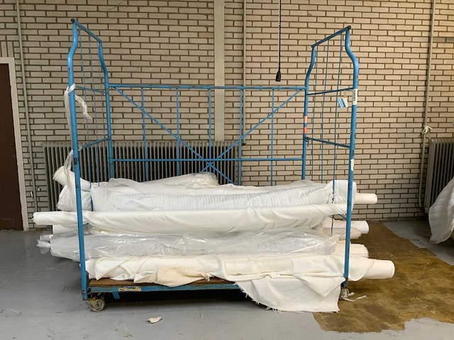 Transportwagen inclusief voorraad mtf halffabrikaten - afbeelding 3 van  9