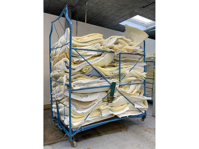 Transportwagen inclusief voorraad mtf halffabrikaten - afbeelding 2 van  5