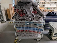 Transportwagen met verhuisdekens - afbeelding 2 van  6