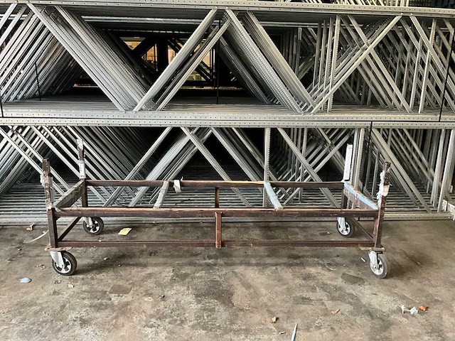Transportwagen v.v. 4 zwenkwielen 260x80cm - afbeelding 1 van  3