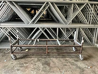 Transportwagen v.v. 4 zwenkwielen 260x80cm