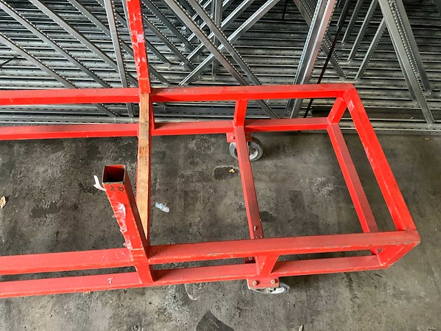 Transportwagen v.v. 4 zwenkwielen 400x85cm - afbeelding 3 van  3