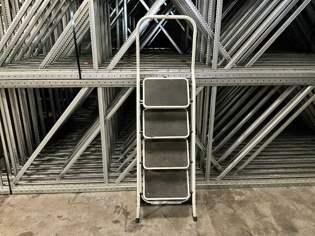 Trap 4-trede - afbeelding 3 van  3