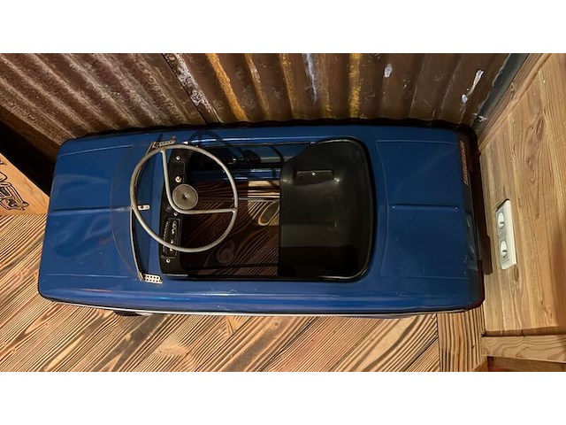 Trap auto moskvich - afbeelding 3 van  5