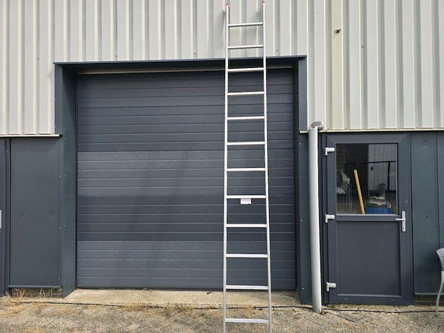 Trap ladder 3,3 m sts, aluminium - afbeelding 1 van  6