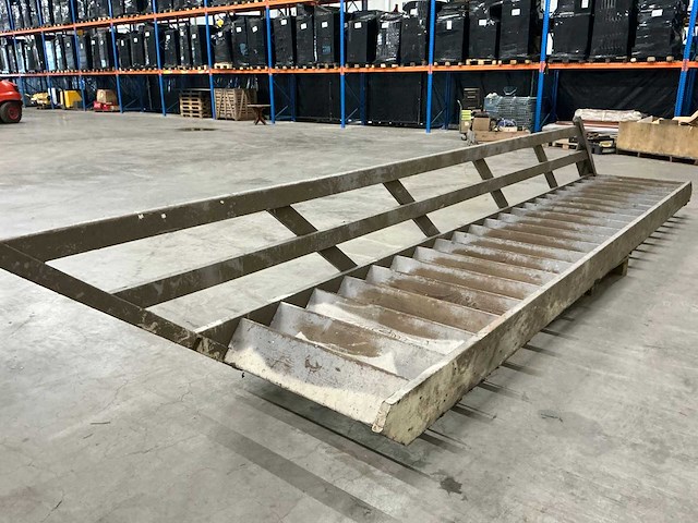 Trap - afbeelding 2 van  3