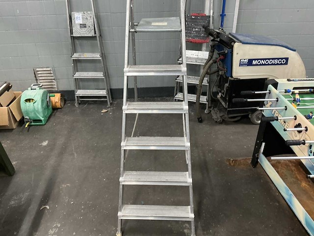 Trap - afbeelding 5 van  5