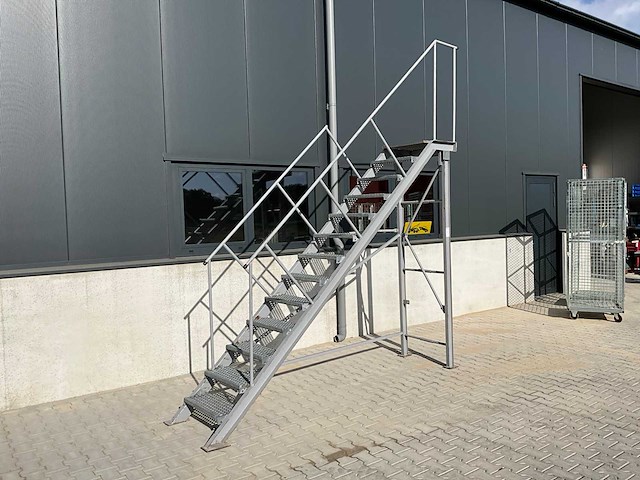 Trap - afbeelding 1 van  3