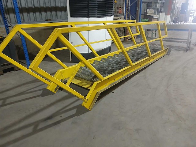 Trap - afbeelding 1 van  4