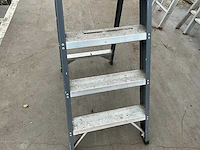 Trap - afbeelding 3 van  4