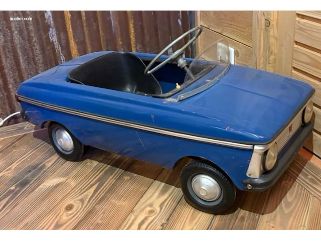 Trapauto moskvich - afbeelding 5 van  7