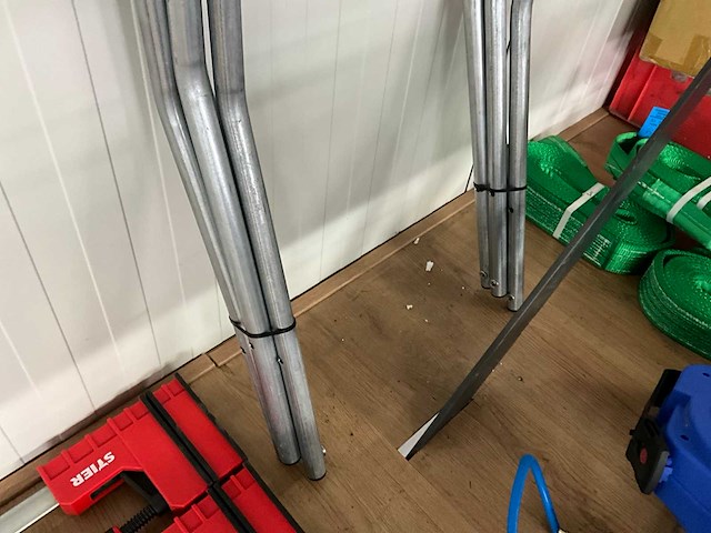 Trapbeugel (4x) - afbeelding 2 van  2