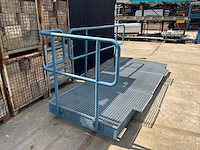 Trapbordes met leuning - afbeelding 2 van  9