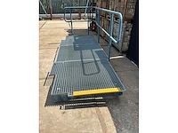 Trapbordes met leuning - afbeelding 4 van  9