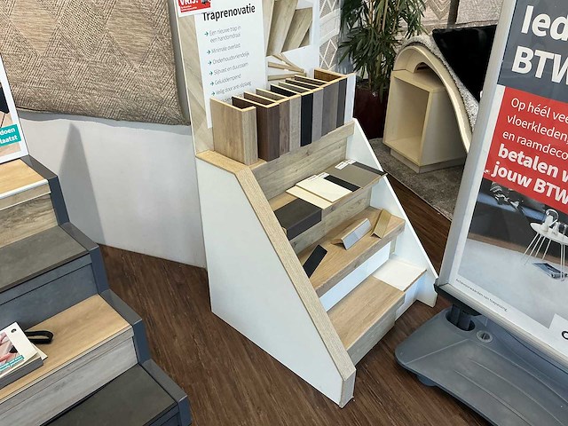 Trapdisplay - afbeelding 3 van  3