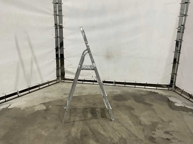 Trapje - afbeelding 4 van  5