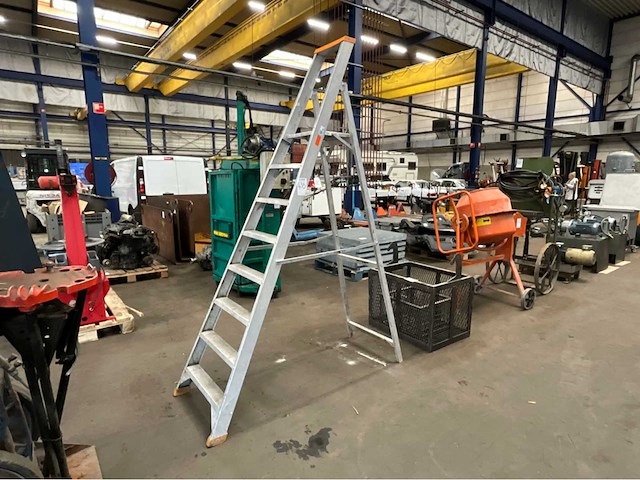Trapladder - afbeelding 1 van  2