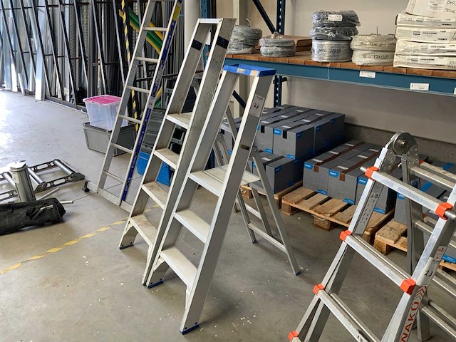 Trapleer (2x) - afbeelding 1 van  3