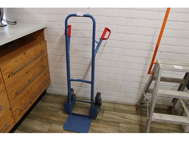 Traploper fetra. - afbeelding 1 van  2