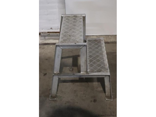 Trap/opstapje, rvs - afbeelding 3 van  5