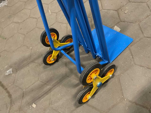 Trapsteekwagen - afbeelding 4 van  5