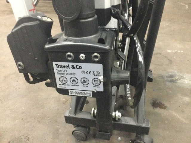 Travel & co lift elektrische fietsendrager - afbeelding 3 van  4