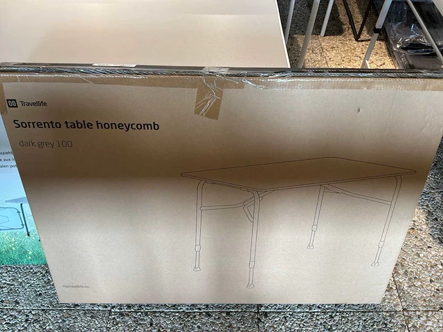 Travellife sorrento honeycomb kampeertafel - afbeelding 3 van  3