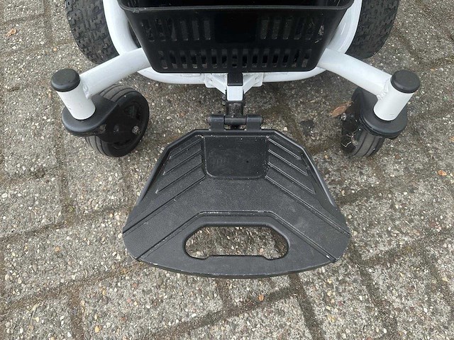 Travelux quest midwheel rolstoel 2018 - afbeelding 6 van  7