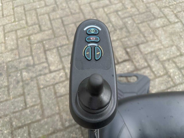 Travelux quest midwheel rolstoel 2018 - afbeelding 7 van  7