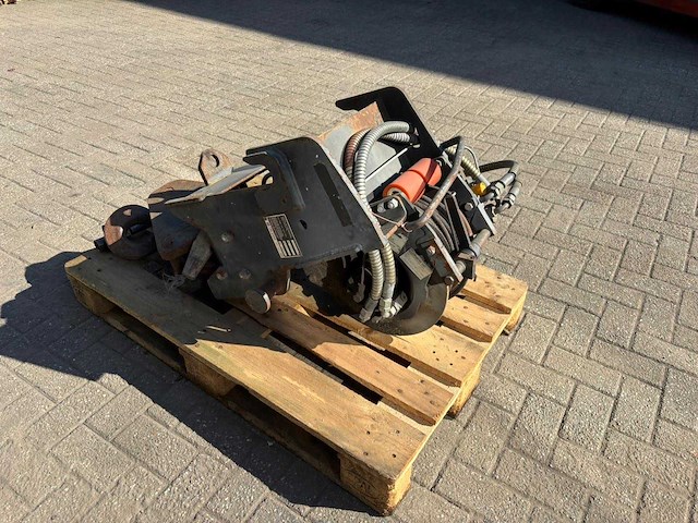 Treemme (merlo group) - merlo lier 4 ton - verreiker - afbeelding 5 van  10