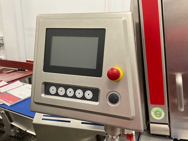 Treif - k207 divider startup - various meat processing - 2019 - afbeelding 11 van  17