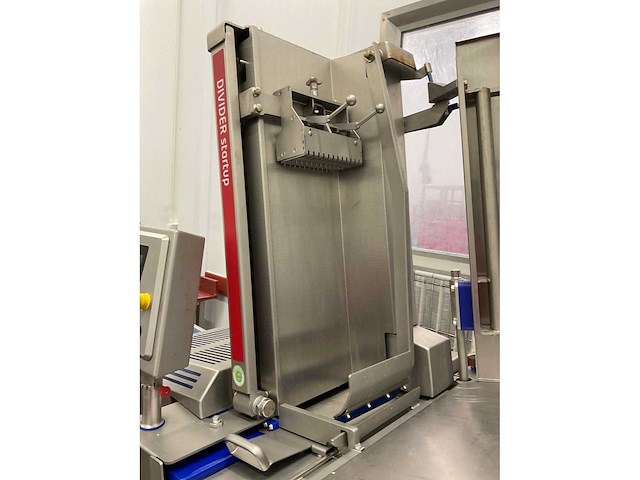 Treif - k207 divider startup - various meat processing - 2019 - afbeelding 13 van  17