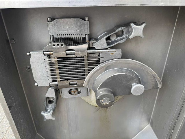 Treif - speksnijder / blokjessnijder - afbeelding 7 van  8