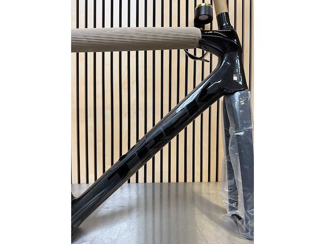 Trek - domane slr disc f/s 60 dark prismatic/trek black - frame - afbeelding 8 van  11