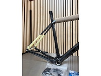 Trek - domane slr disc f/s 60 dark prismatic/trek black - frame - afbeelding 10 van  11