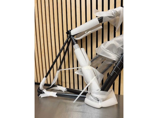 Trek - émonda alr disc f/s-u-e-v dnister black - frame 700c x 54 - afbeelding 5 van  9