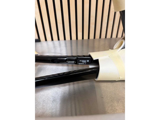 Trek - émonda sl disc fs-u-e-v trek black/radioactive red - frame 700c x 62 - afbeelding 8 van  9