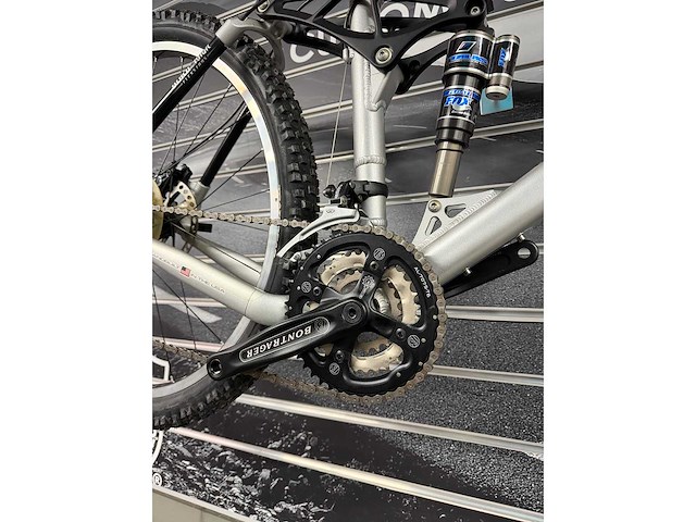 Trek - mountainbike - afbeelding 33 van  34