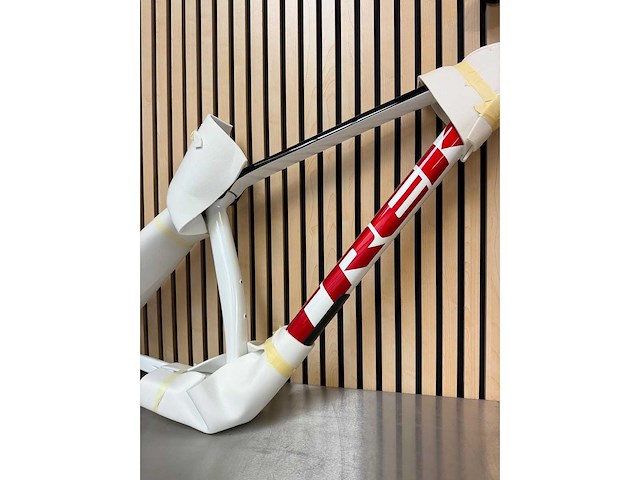 Trek - procaliber fs 29-u-e-v crystal white/trek black - frame 29" x l 29 - afbeelding 6 van  10