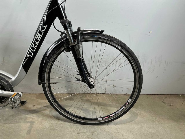 Trek t500+ navigator elektrische damesfiets - afbeelding 3 van  10