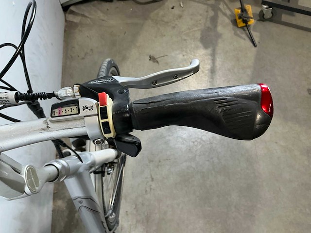 Trek t700+ navigator elektrische damesfiets - afbeelding 10 van  10