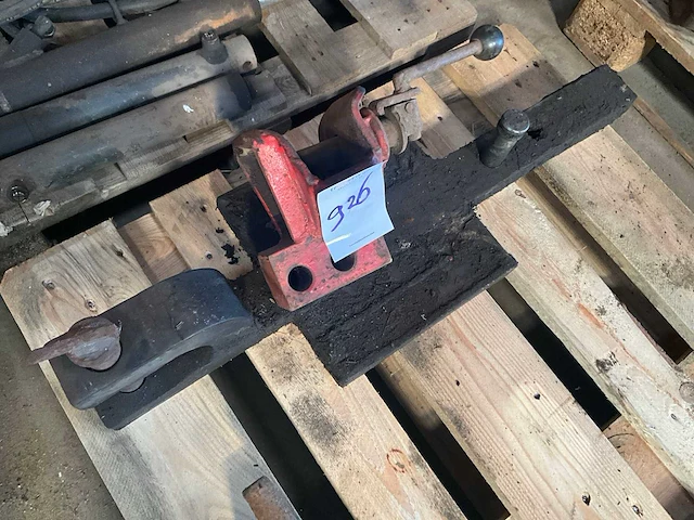 Trekhaak / koppelingsmechanisme - overige tractor (2x) - afbeelding 1 van  3