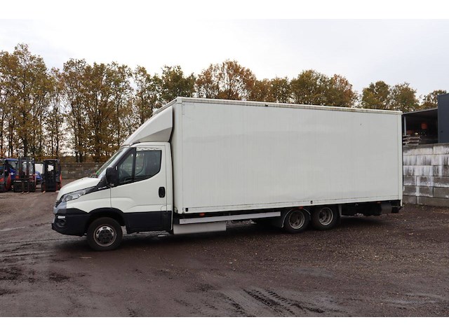 Trekker iveco daily 50c18 diesel 180pk 2017 met oplegger veldhuizen - afbeelding 1 van  1