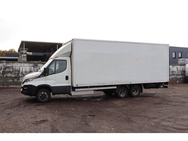 Trekker iveco daily 50c18 diesel 180pk 2018 met oplegger veldhuizen - afbeelding 1 van  1