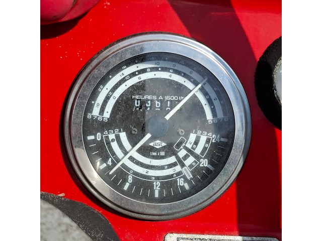 Trekker, massey ferguson, 135, 1974 - afbeelding 6 van  32