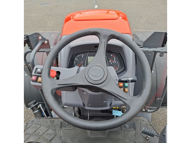 Trekker met fronthef, kubota, m5-092 | 95 pk | 4 cilinder, 2022 - afbeelding 6 van  51