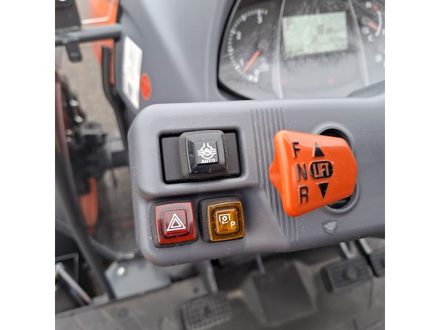 Trekker met fronthef, kubota, m5-092 | 95 pk | 4 cilinder, 2022 - afbeelding 8 van  51
